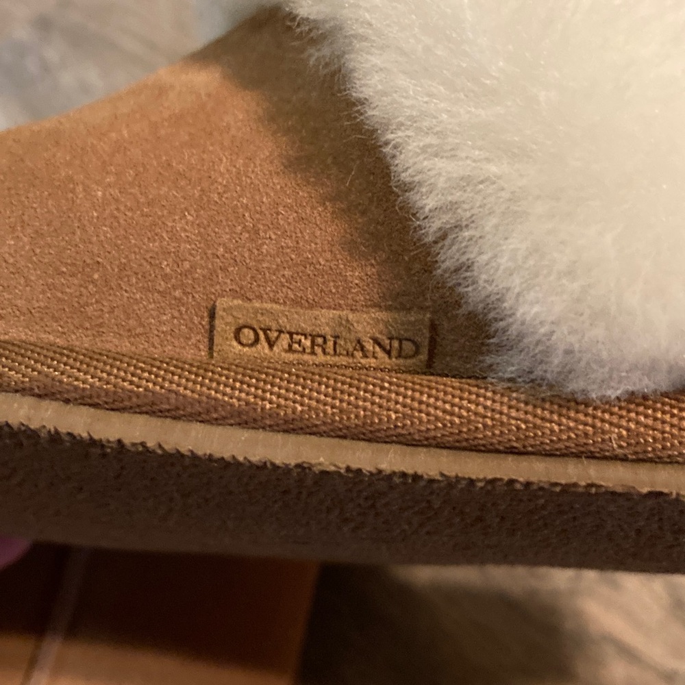 Overland Women’s Classic Chestnut Shearling-Lined Suede Scuff Slipper Clog - Picture 5 of 7
